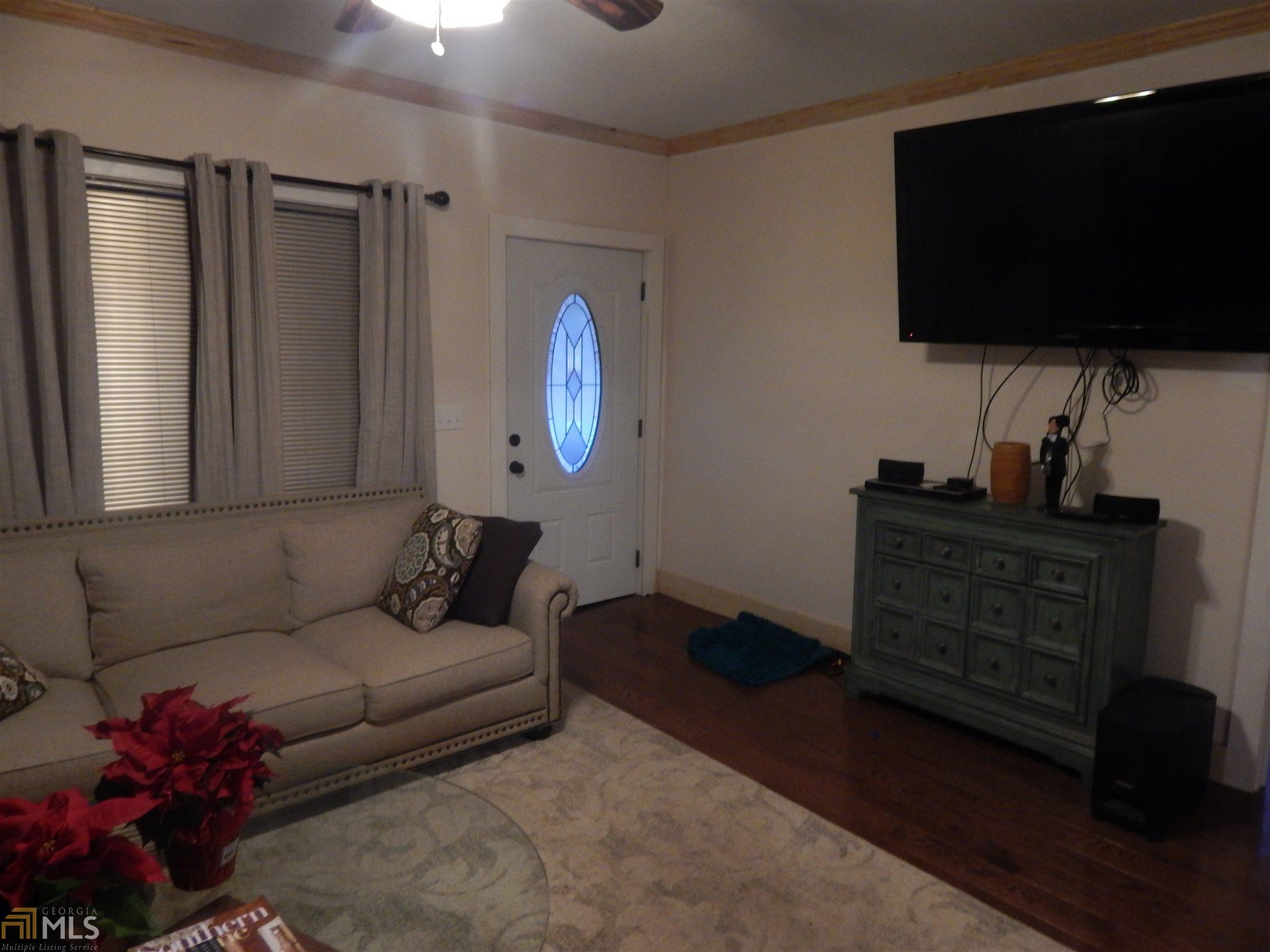 9153 Jefferson St, Commerce, GA 30529 photo 5