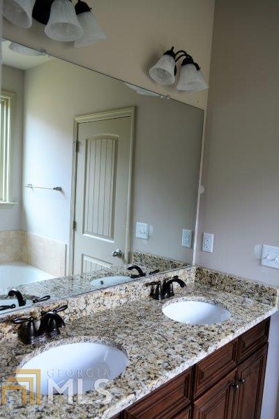 112 N Pointe Pkwy, Lagrange, GA 30241 photo 22