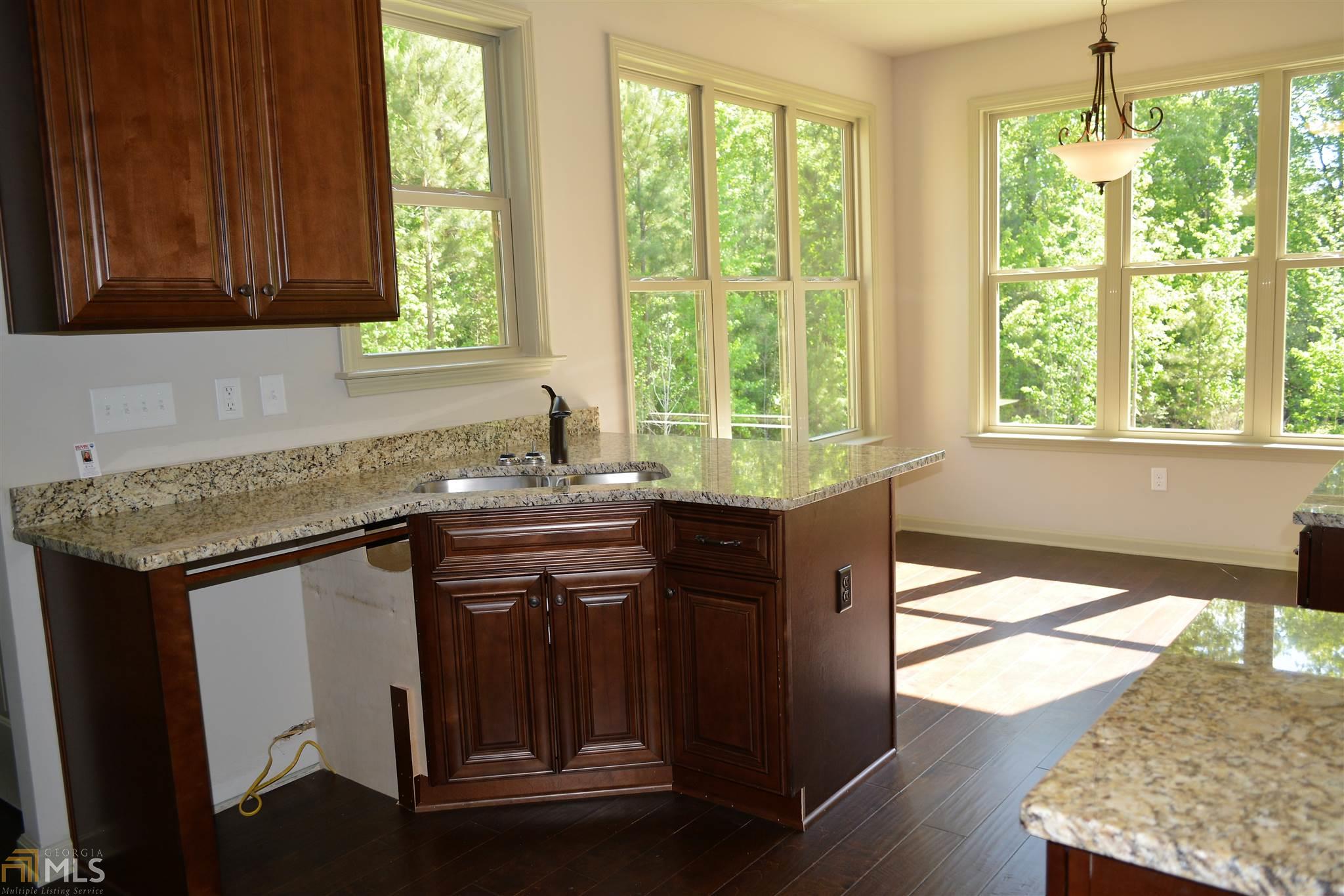112 N Pointe Pkwy, Lagrange, GA 30241 photo 9