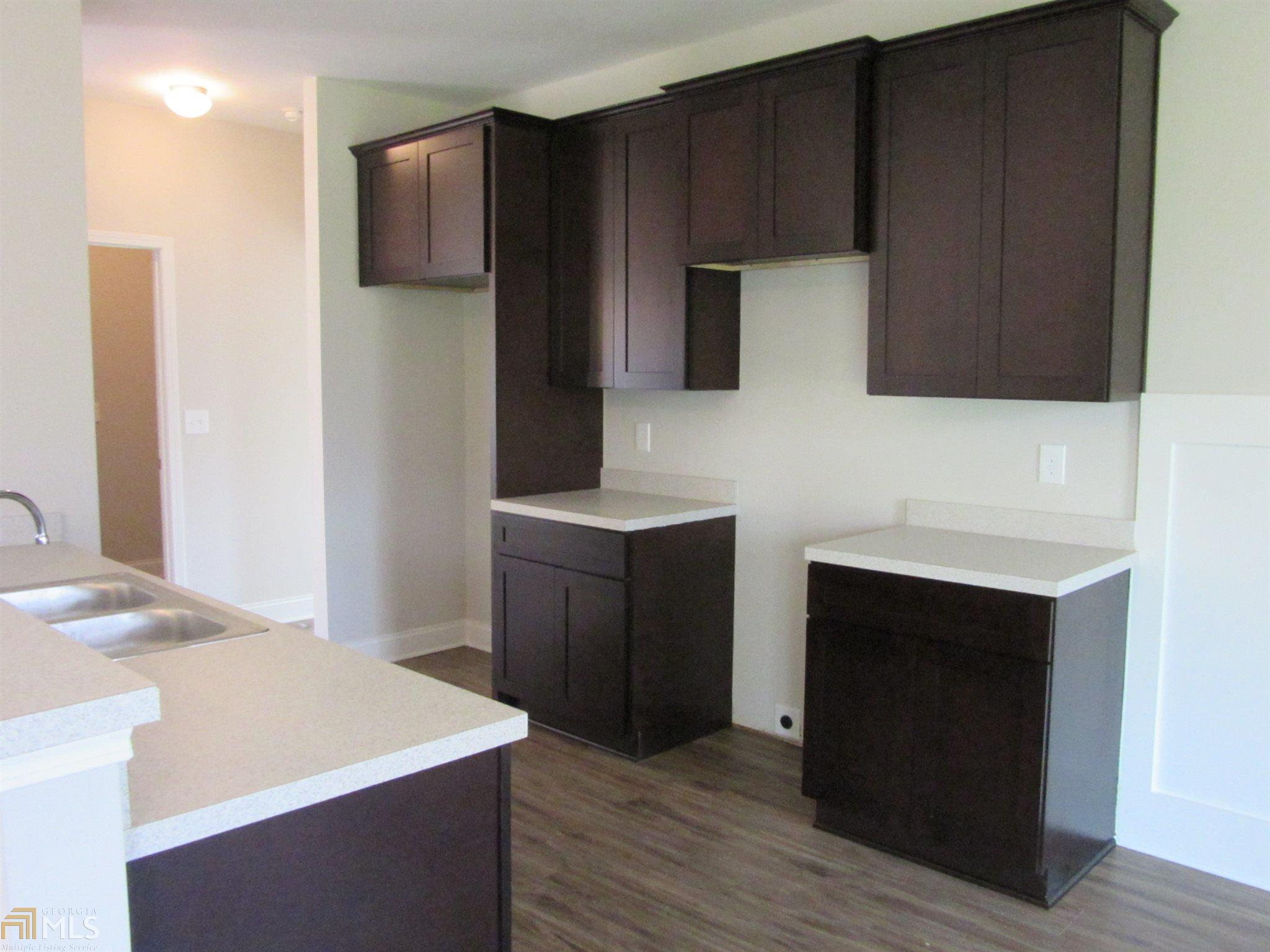 145 Stanebrook Ln, Jackson, GA 30233 photo 3