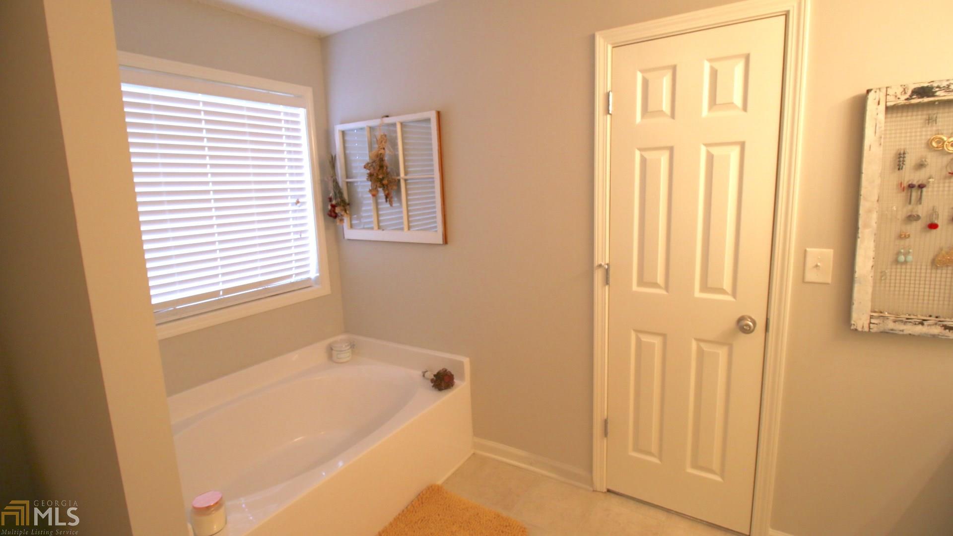 340 Centennial Dr, Bethlehem, GA 30620 photo 10