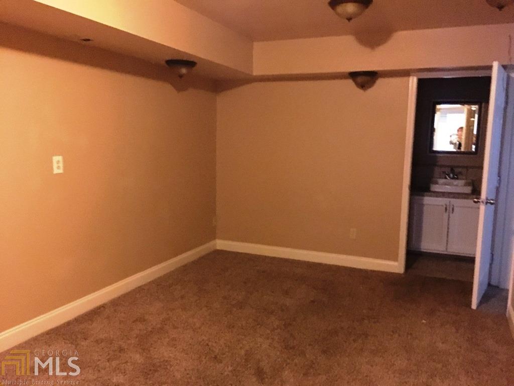 104 Oakmont Dr, Lagrange, GA 30240 photo 6