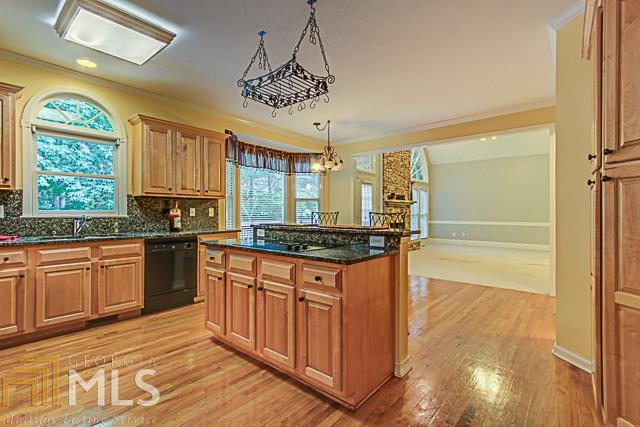 130 Devonshire, Tyrone, GA 30290 photo 8