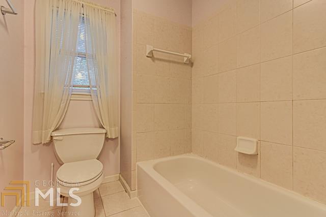 130 Devonshire, Tyrone, GA 30290 photo 17