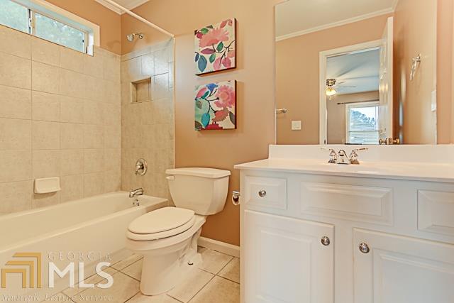 130 Devonshire, Tyrone, GA 30290 photo 16
