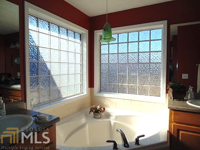 125 Saddle, Covington, GA 30016 photo 19