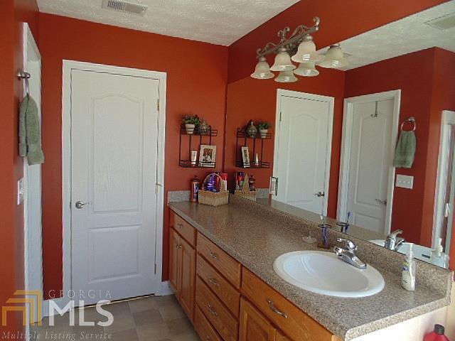 125 Saddle, Covington, GA 30016 photo 21
