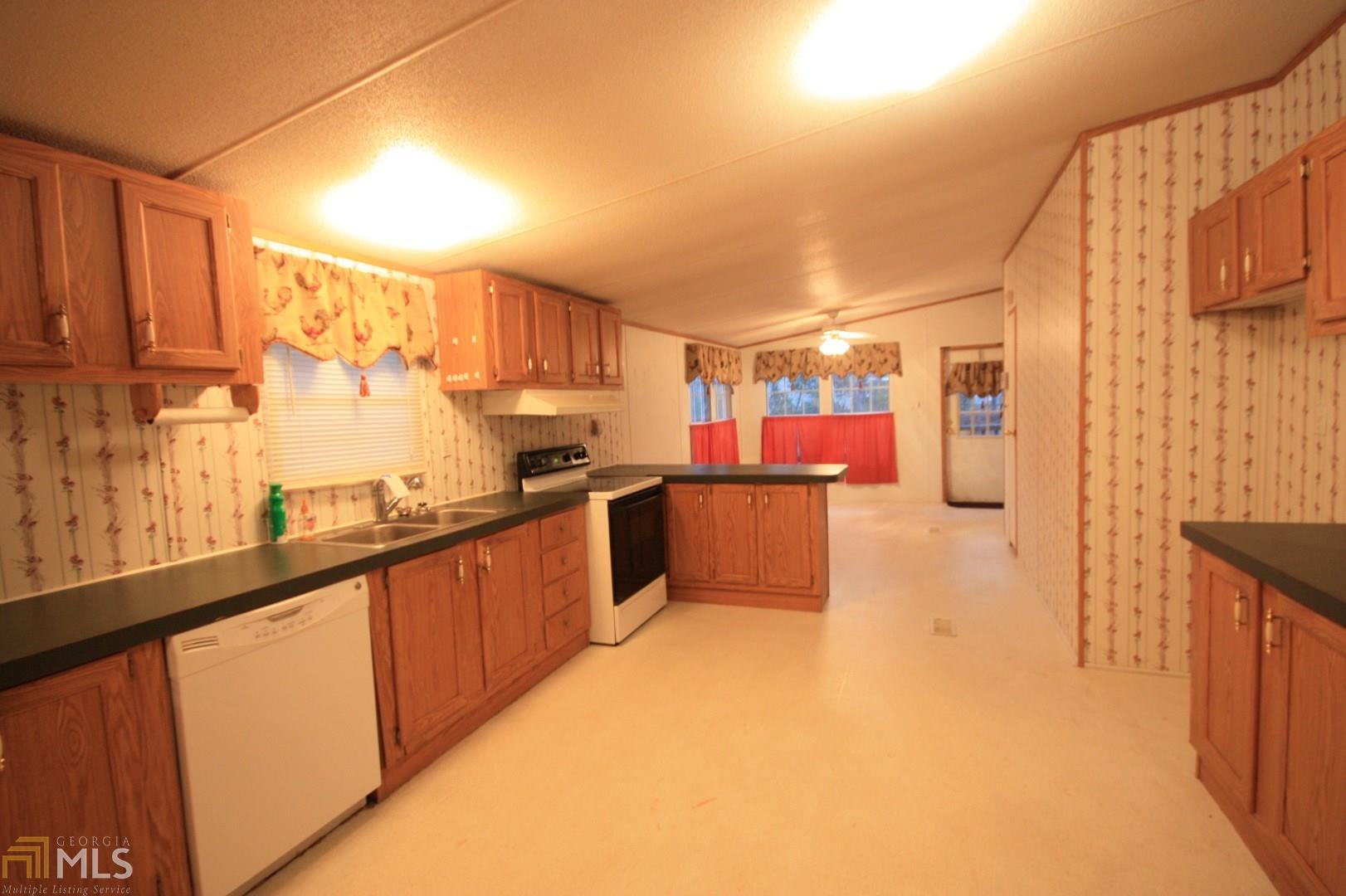 54 Edge Pointe Pl, Byron, GA 31008 photo 7