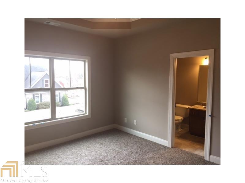 2092 Democracy Dr, Buford, GA 30519 photo 10