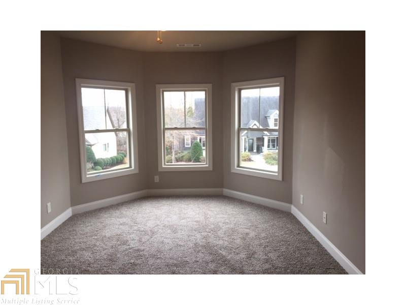 2092 Democracy Dr, Buford, GA 30519 photo 11