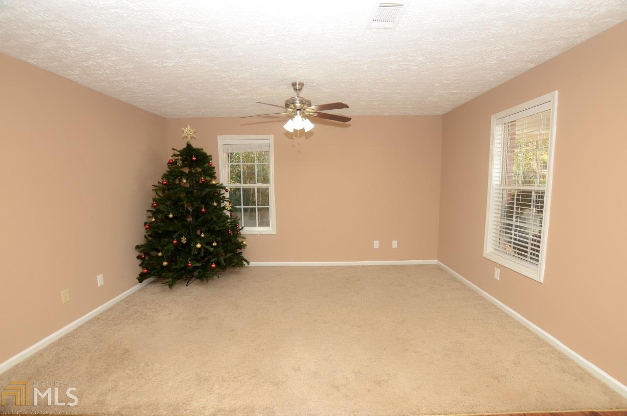 600 Davis St, Monroe, GA 30655 photo 2