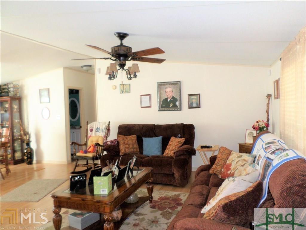 211 E Johnson, Rincon, GA 31326 photo 6