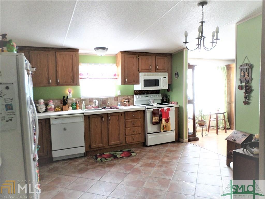 211 E Johnson, Rincon, GA 31326 photo 14