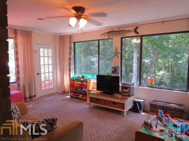 305 Regency Cir, Dublin, GA 31021 photo 13