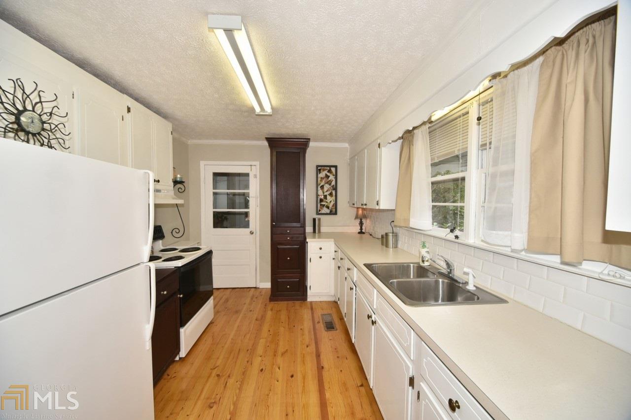 202 Griffith St, Winder, GA 30680 photo 11