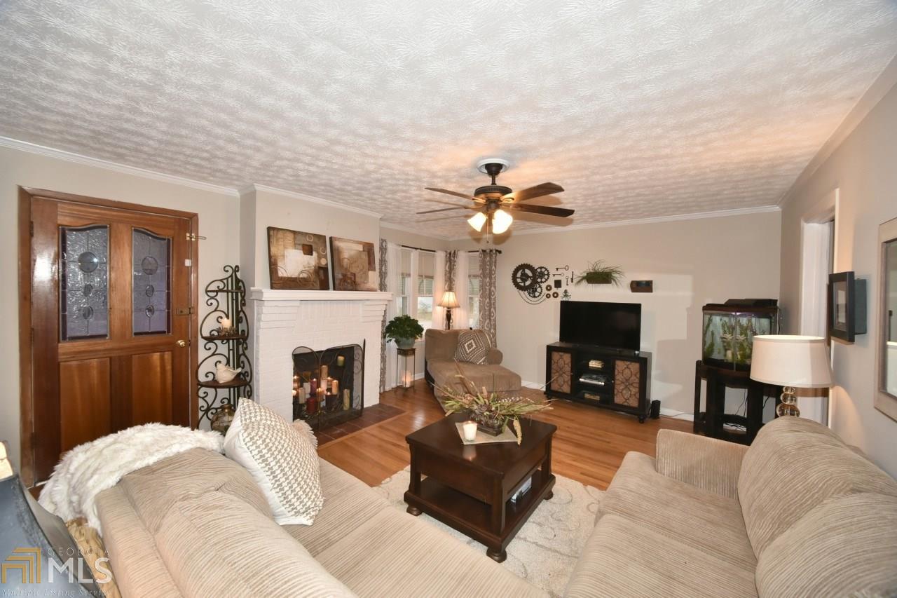 202 Griffith St, Winder, GA 30680 photo 4