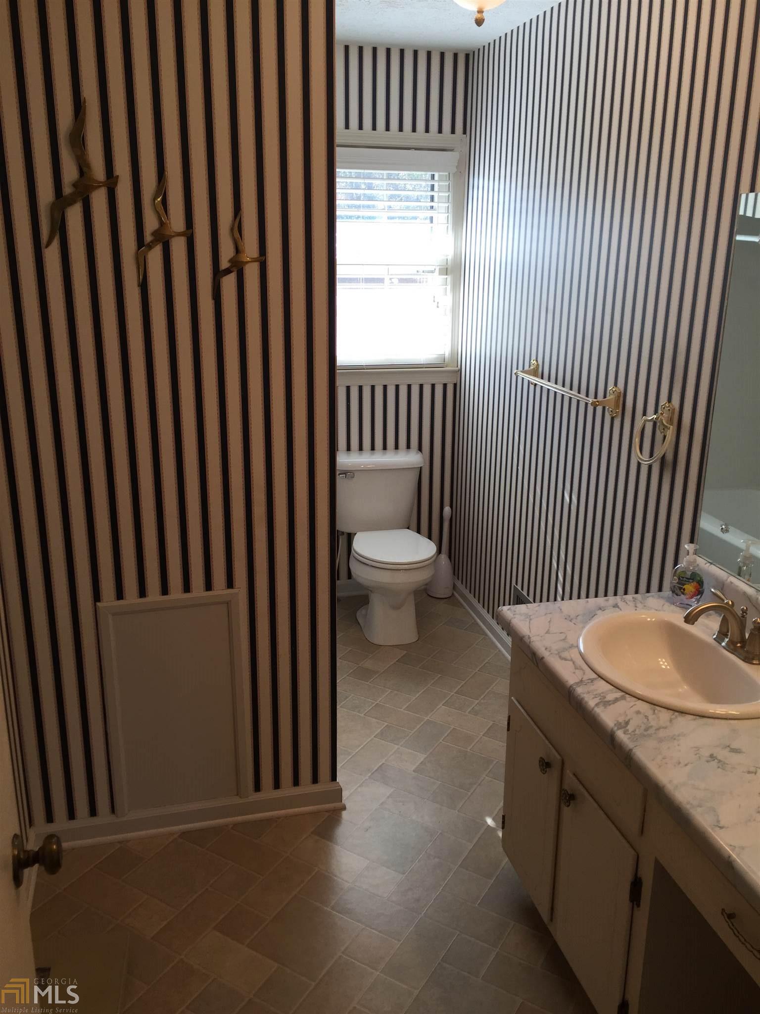 100 Hazel Way, Lagrange, GA 30241 photo 8