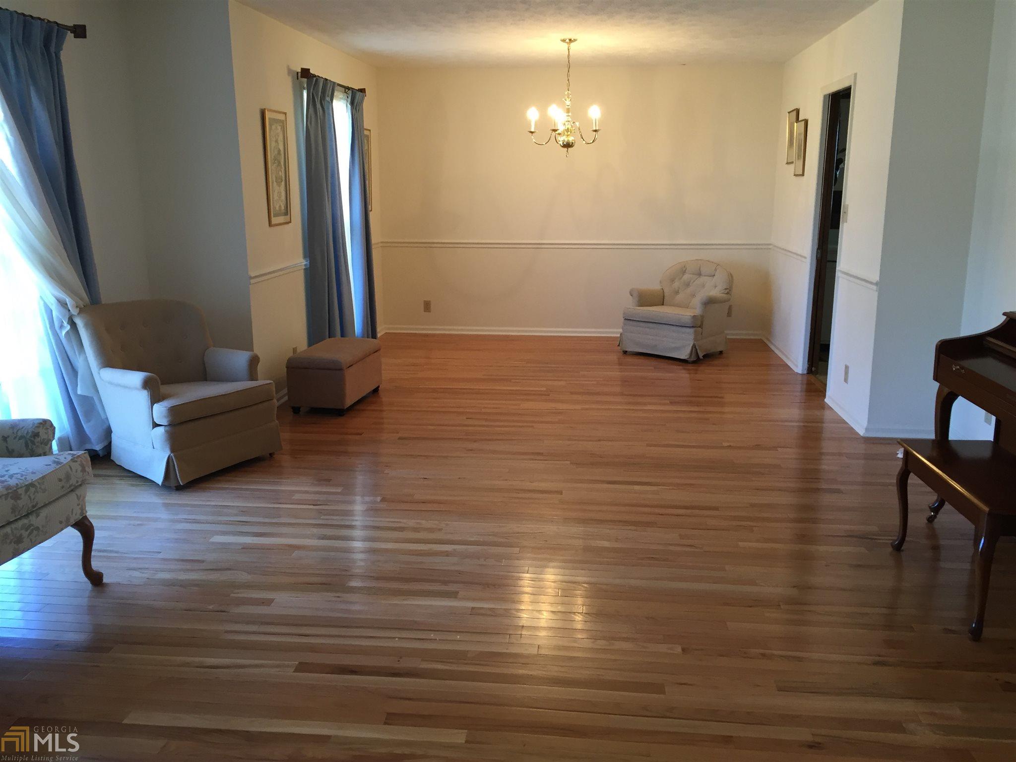 100 Hazel Way, Lagrange, GA 30241 photo 2