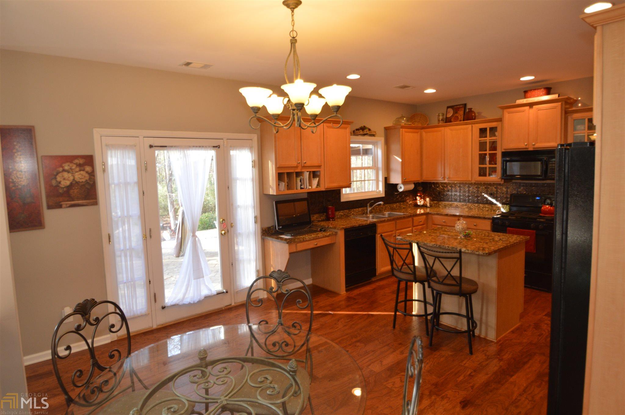 308 Meadowcrest Cir, Canton, GA 30115 photo 6