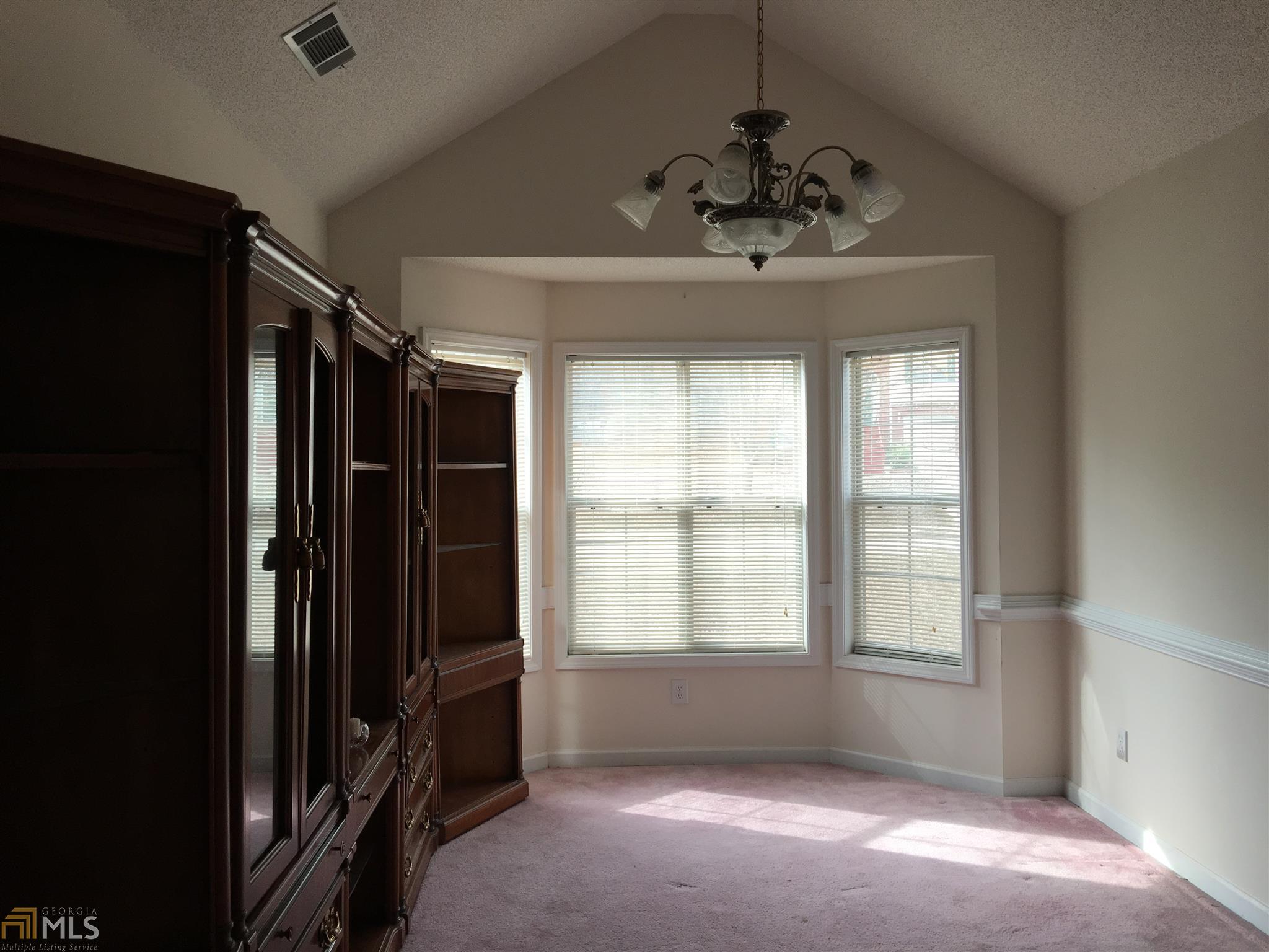149 Cheryl Ct, Rex, GA 30273 photo 5