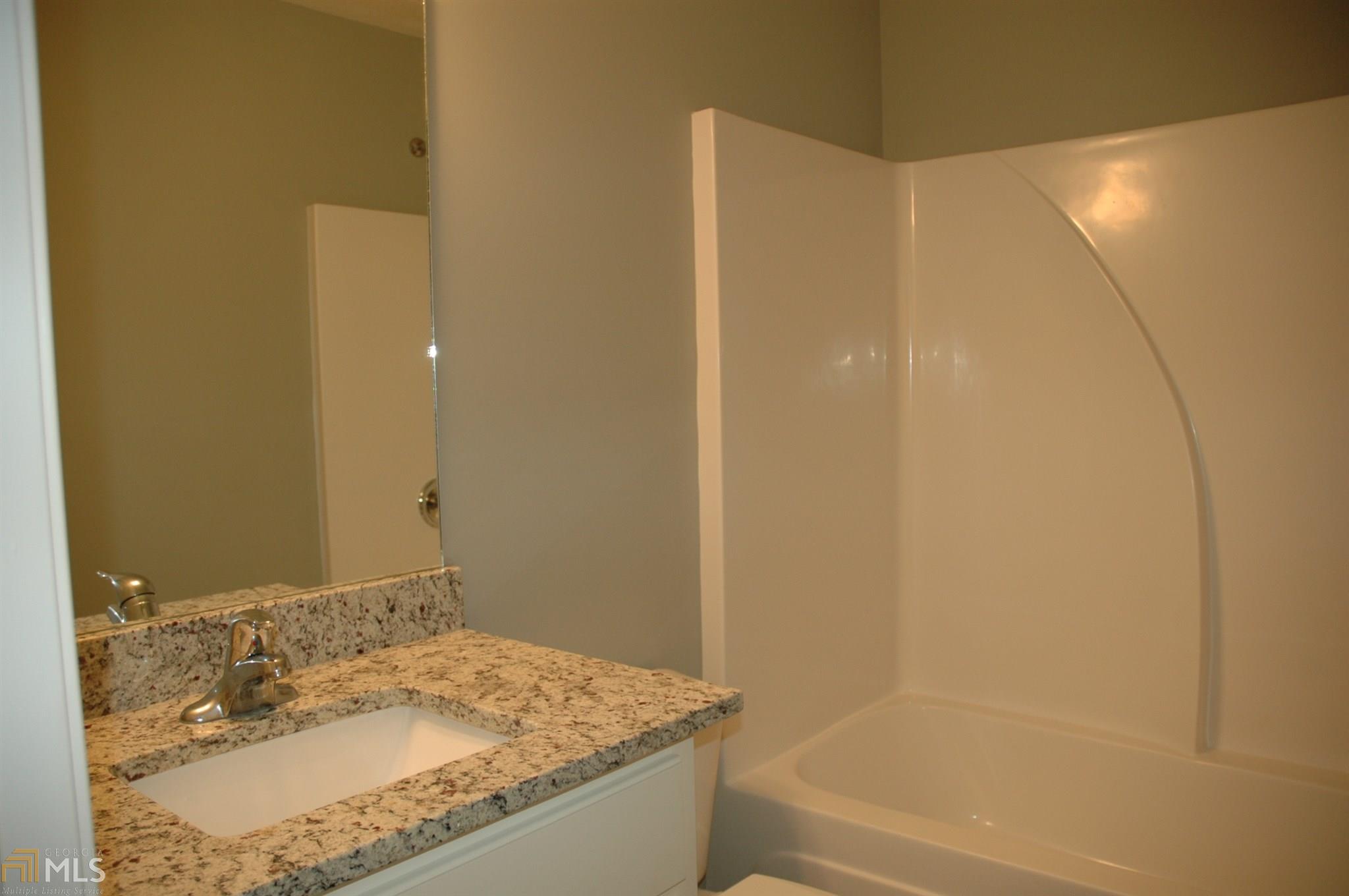 145 Wellington Dr, Lagrange, GA 30240 photo 6