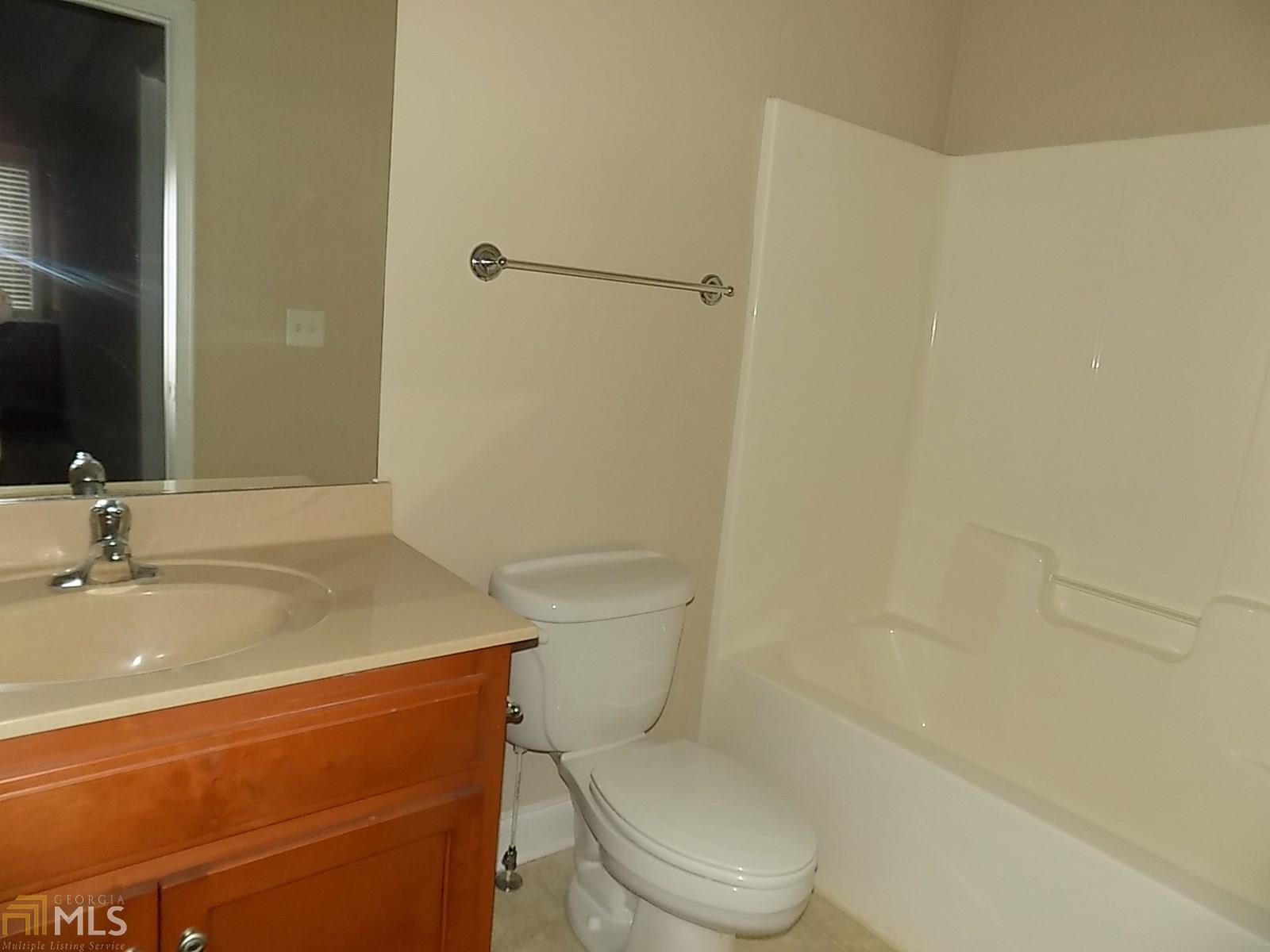 104 Perimeter, Lagrange, GA 30241 photo 12
