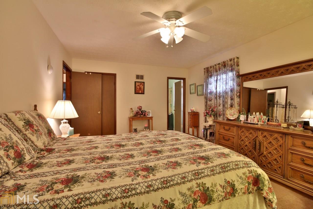 6992 Maddox Rd, Morrow, GA 30260 photo 13