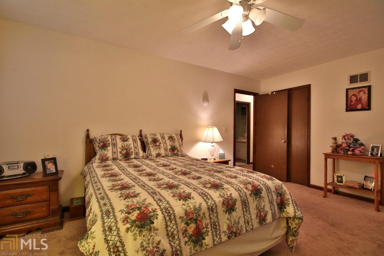 6992 Maddox Rd, Morrow, GA 30260 photo 12