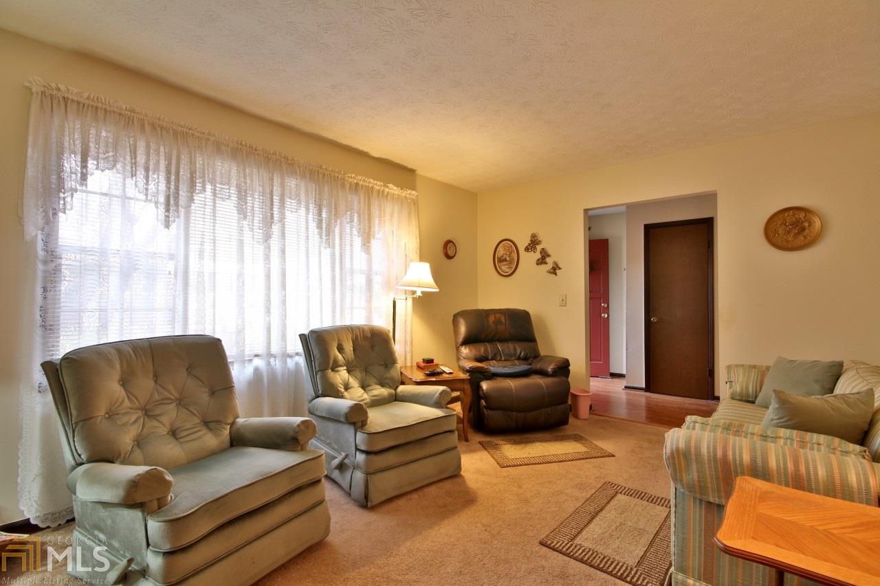 6992 Maddox Rd, Morrow, GA 30260 photo 2
