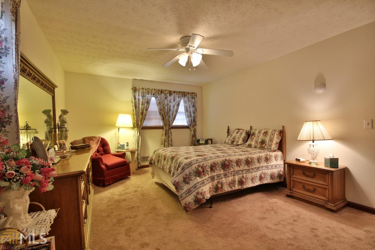 6992 Maddox Rd, Morrow, GA 30260 photo 11