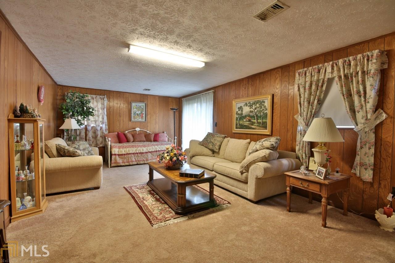 6992 Maddox Rd, Morrow, GA 30260 photo 7