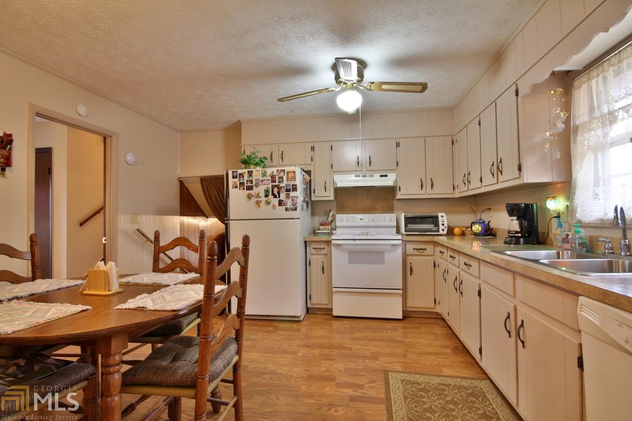 6992 Maddox Rd, Morrow, GA 30260 photo 4