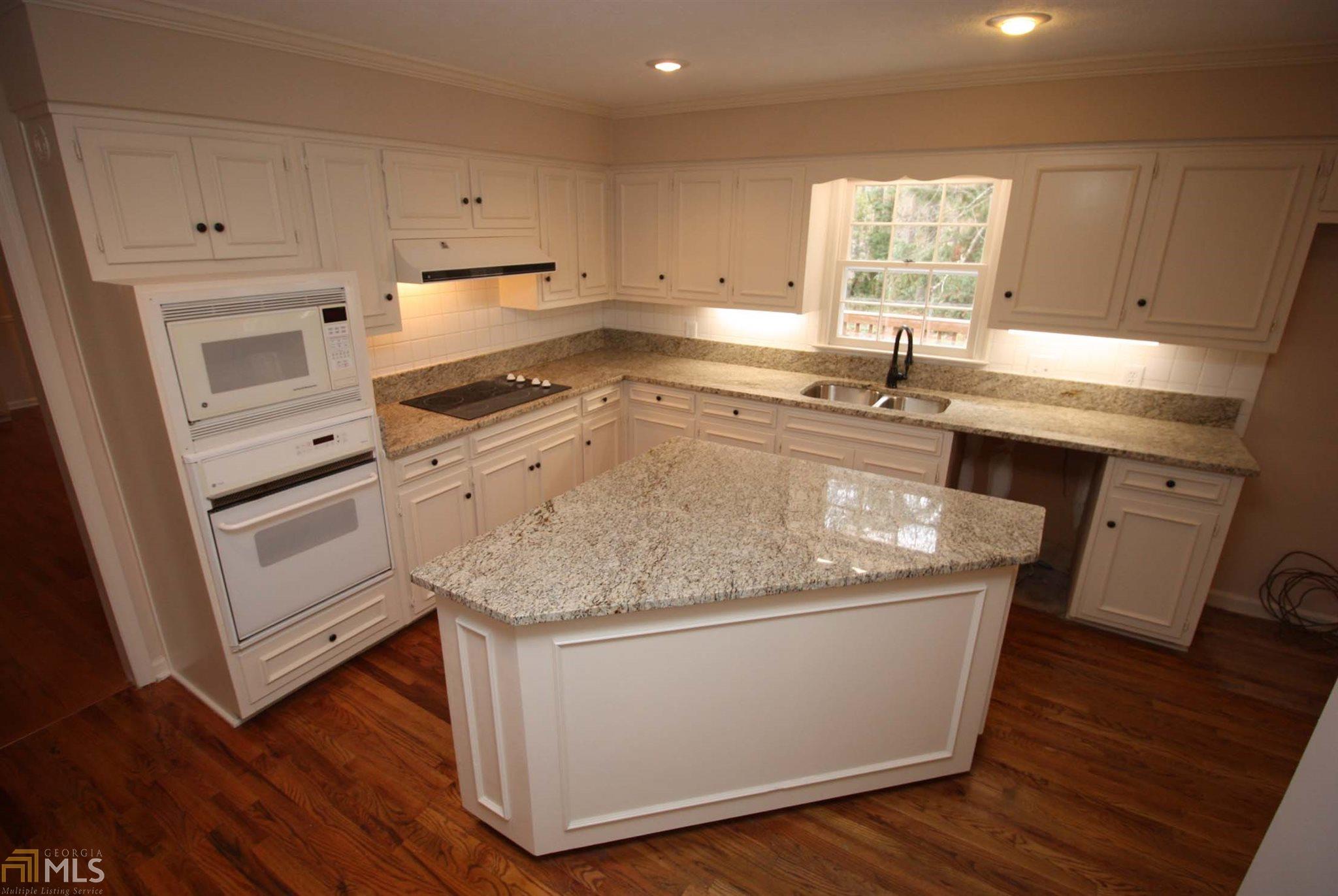 717 Azalea Dr, Lagrange, GA 30240 photo 3