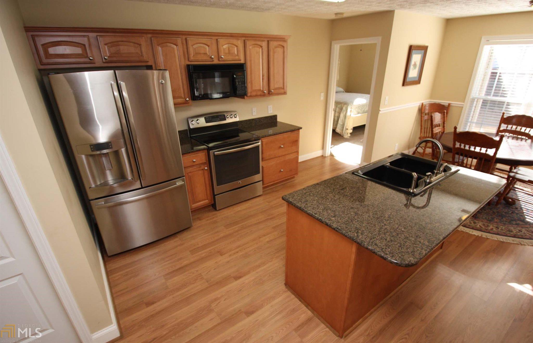 121 Copper Creek Dr, Lagrange, GA 30240 photo 3