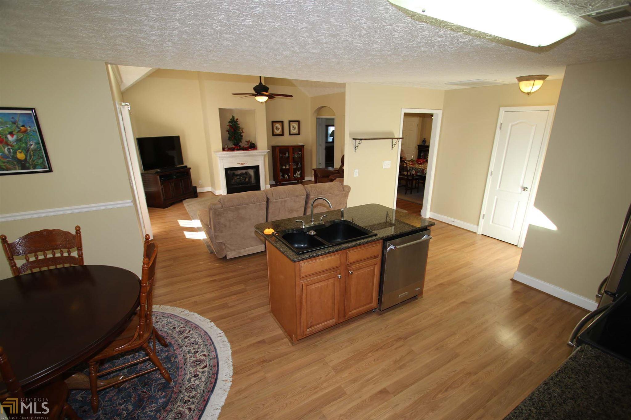 121 Copper Creek Dr, Lagrange, GA 30240 photo 4