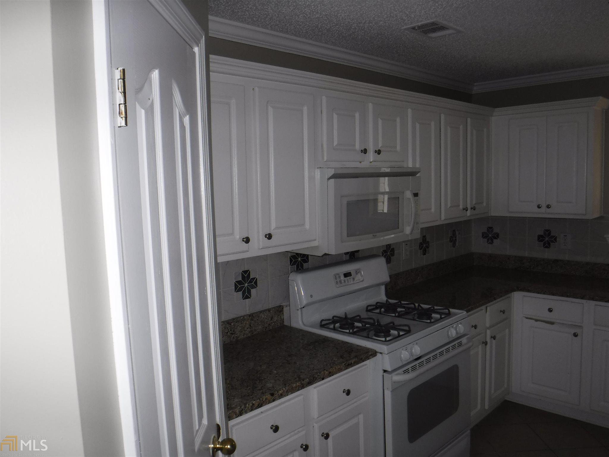 404 Gresham Dr, Stockbridge, GA 30281 photo 9