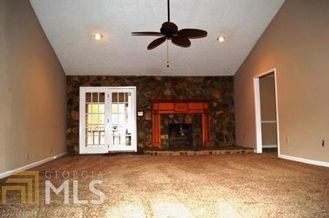342 Ann Dr, Byron, GA 31008 photo 4
