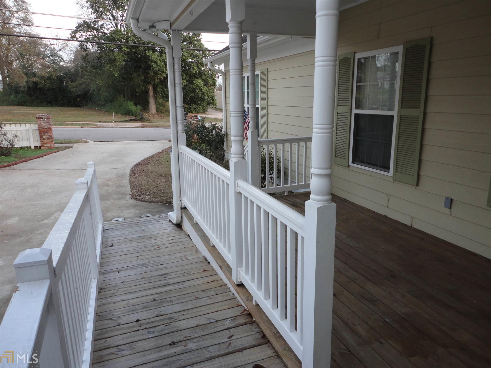 608 Jefferson St, Lagrange, GA 30240 photo 9