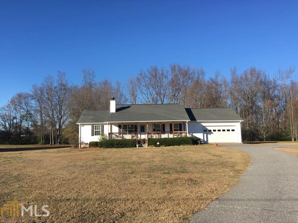 597 Clover Ave, Comer, GA 30629 photo 2