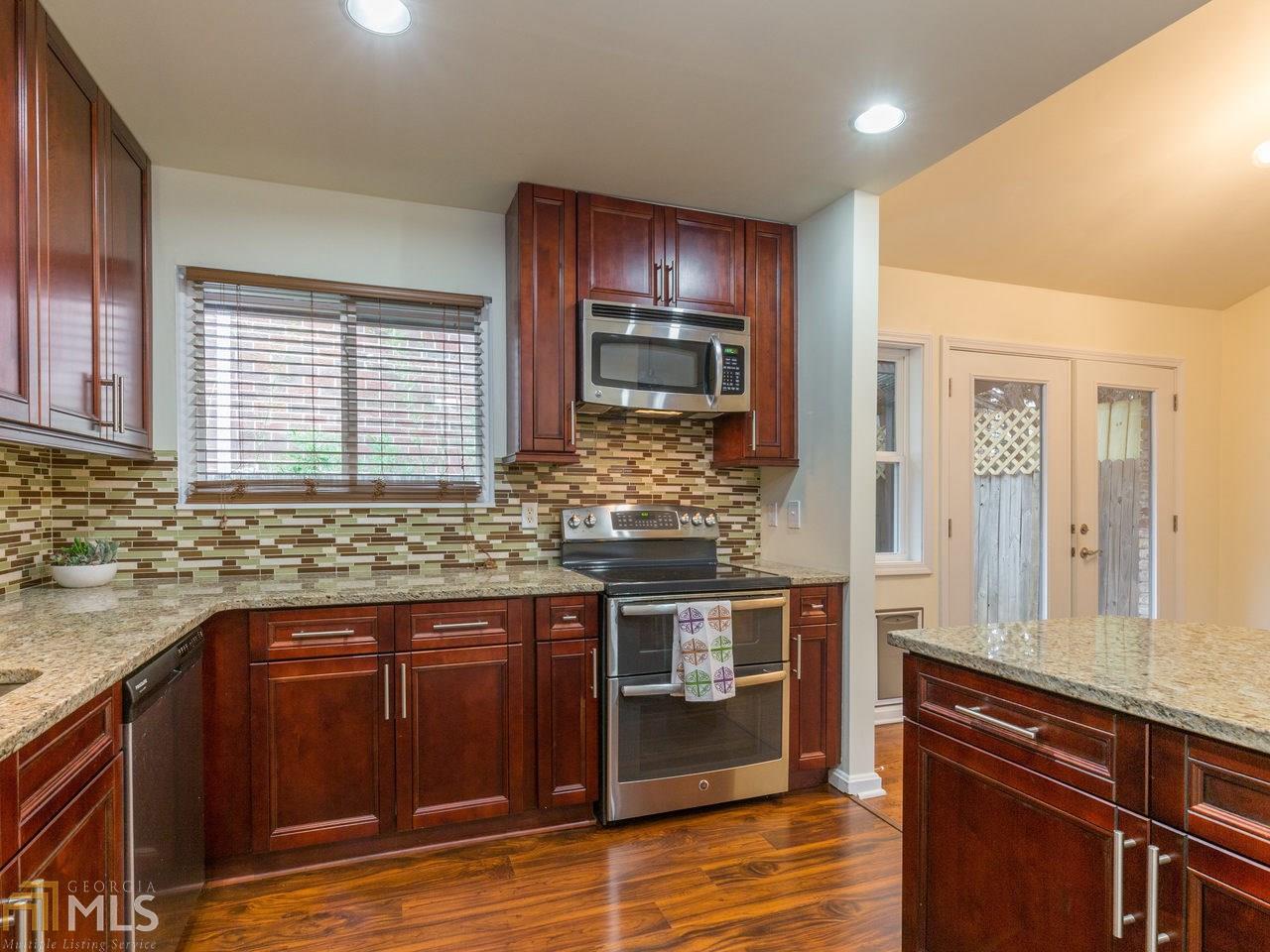 3463 Sexton Woods Dr, Chamblee, GA 30341 photo 12