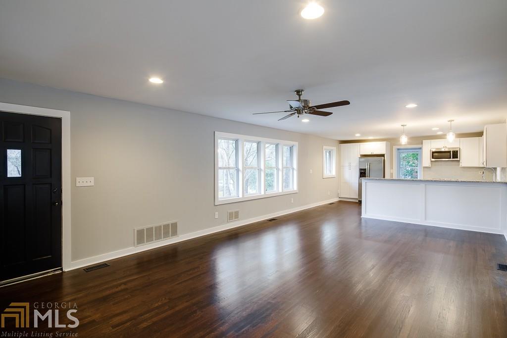 3802 Greenhill Dr, Chamblee, GA 30341 photo 4