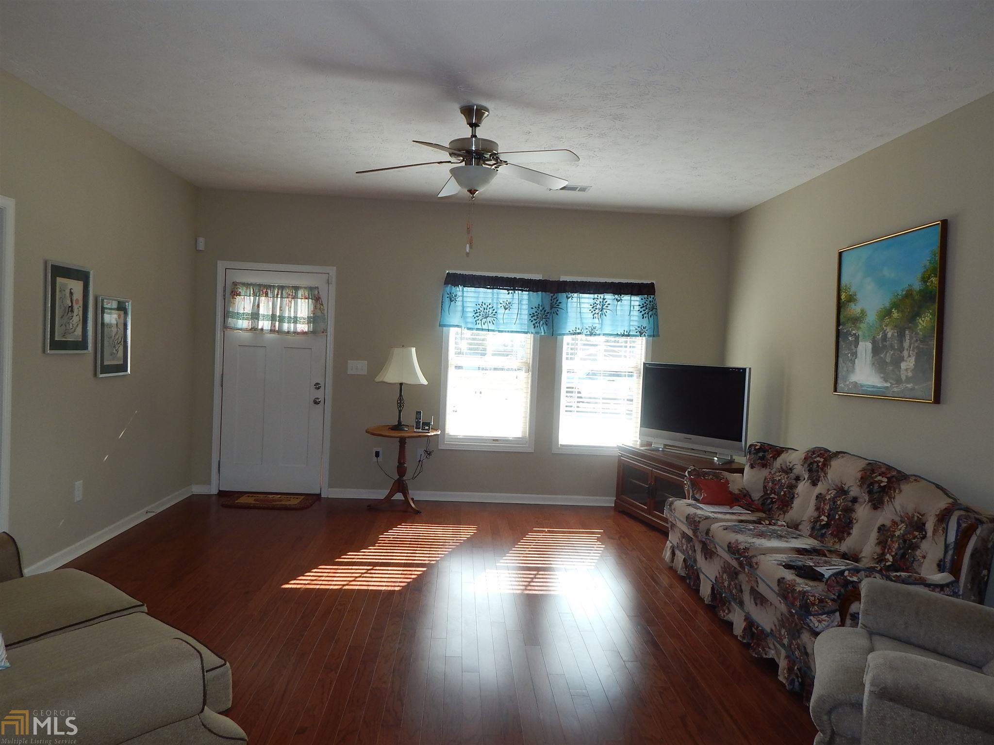 471 N Page St, Lagrange, GA 30241 photo 2