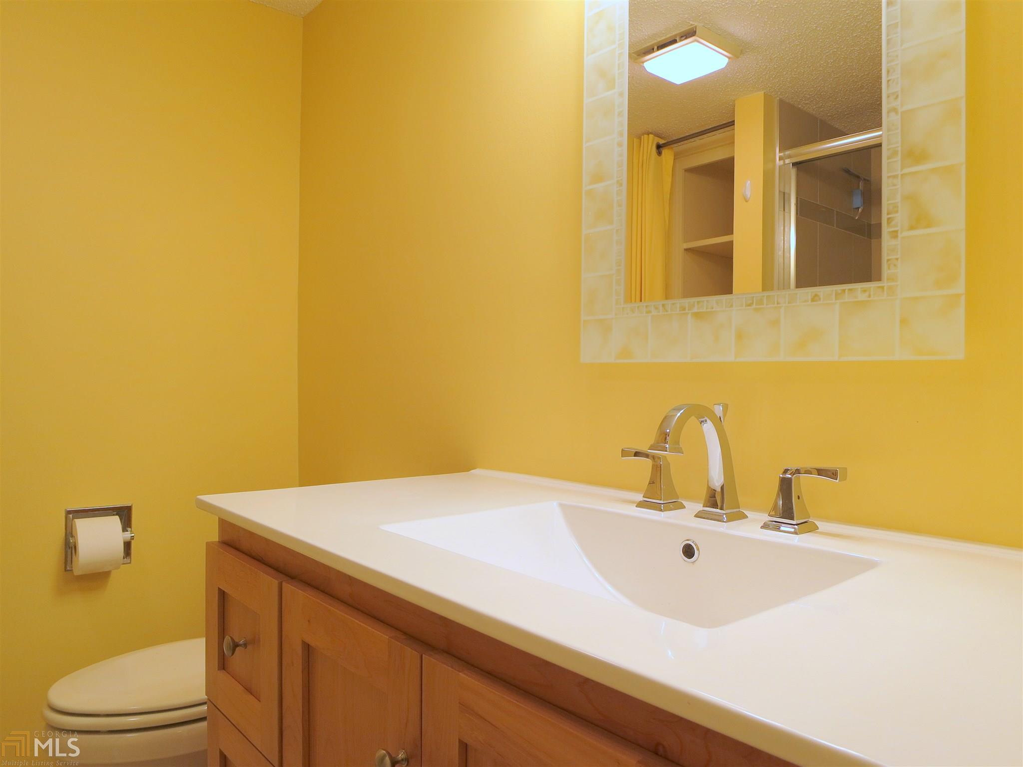 71 Sutton Pl, Avondale Estates, GA 30002 photo 8