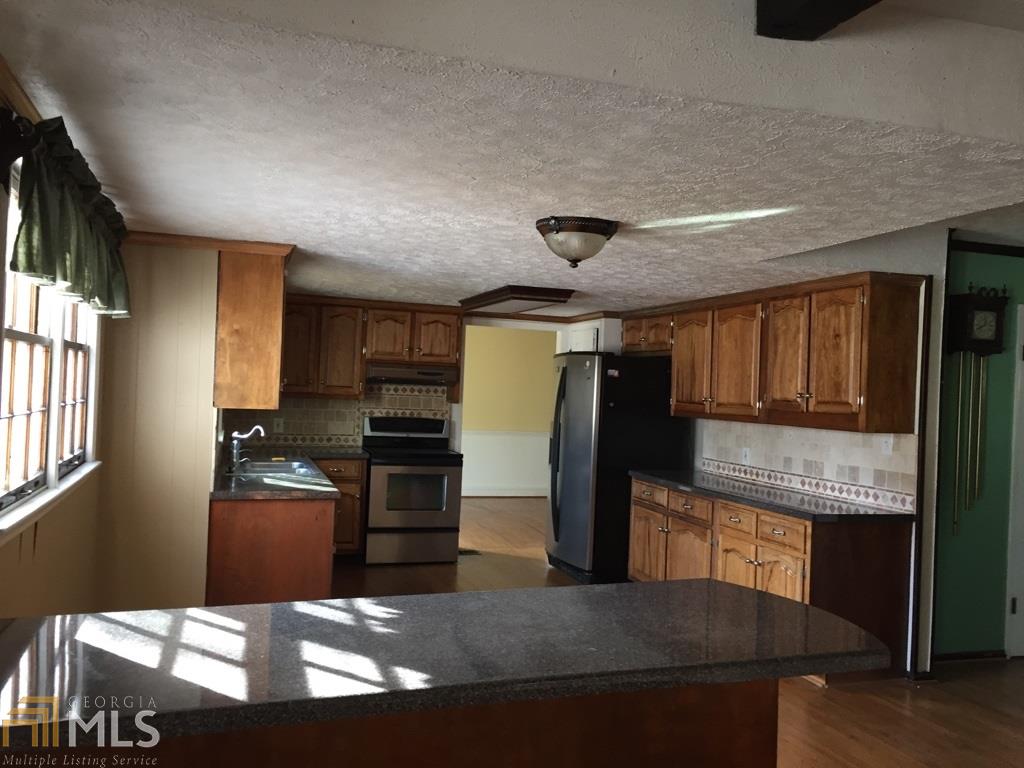 850 Skyline Dr, Covington, GA 30014 photo 5