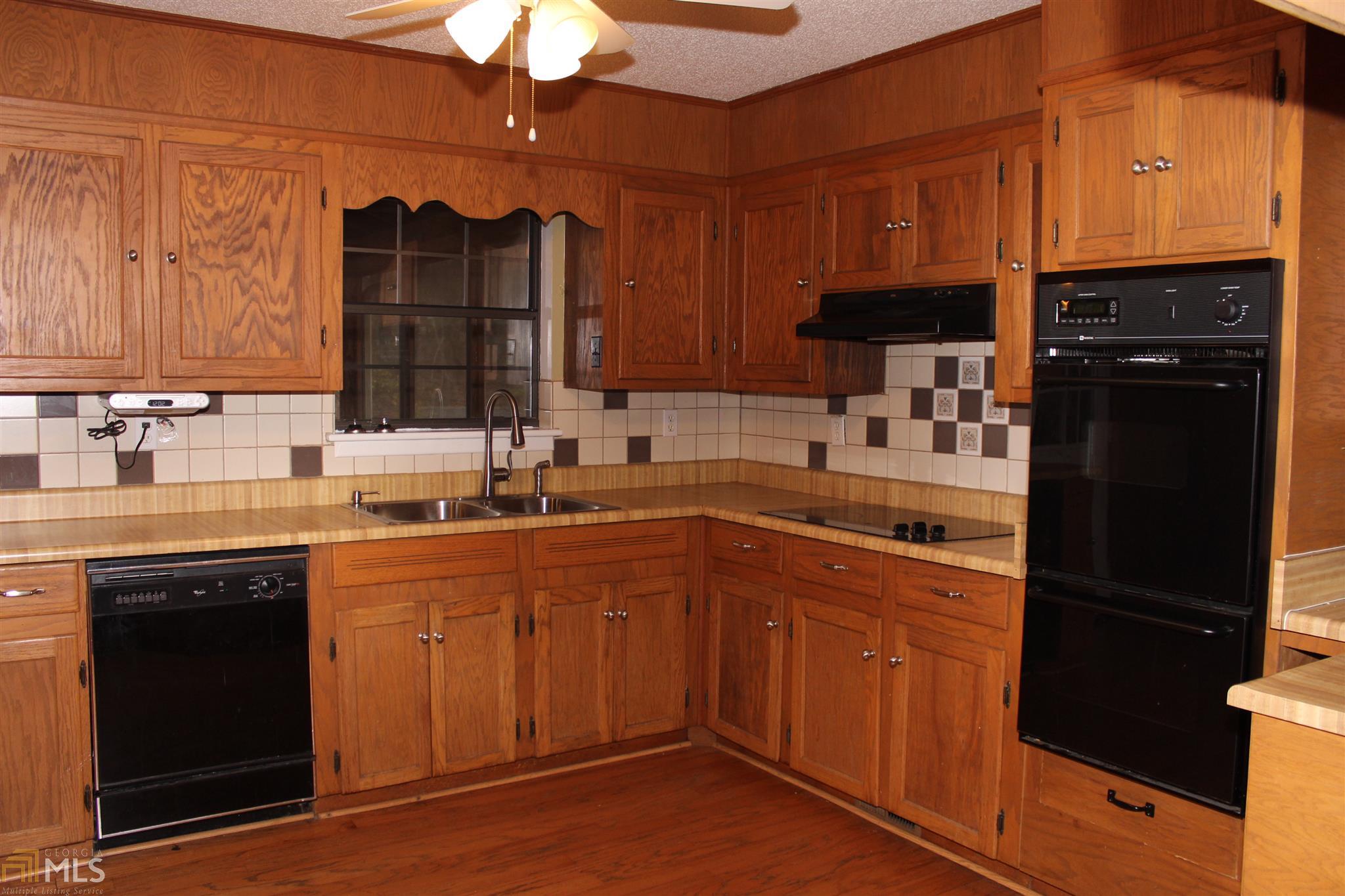 273 Mcgregor Cir, Byron, GA 31008 photo 9