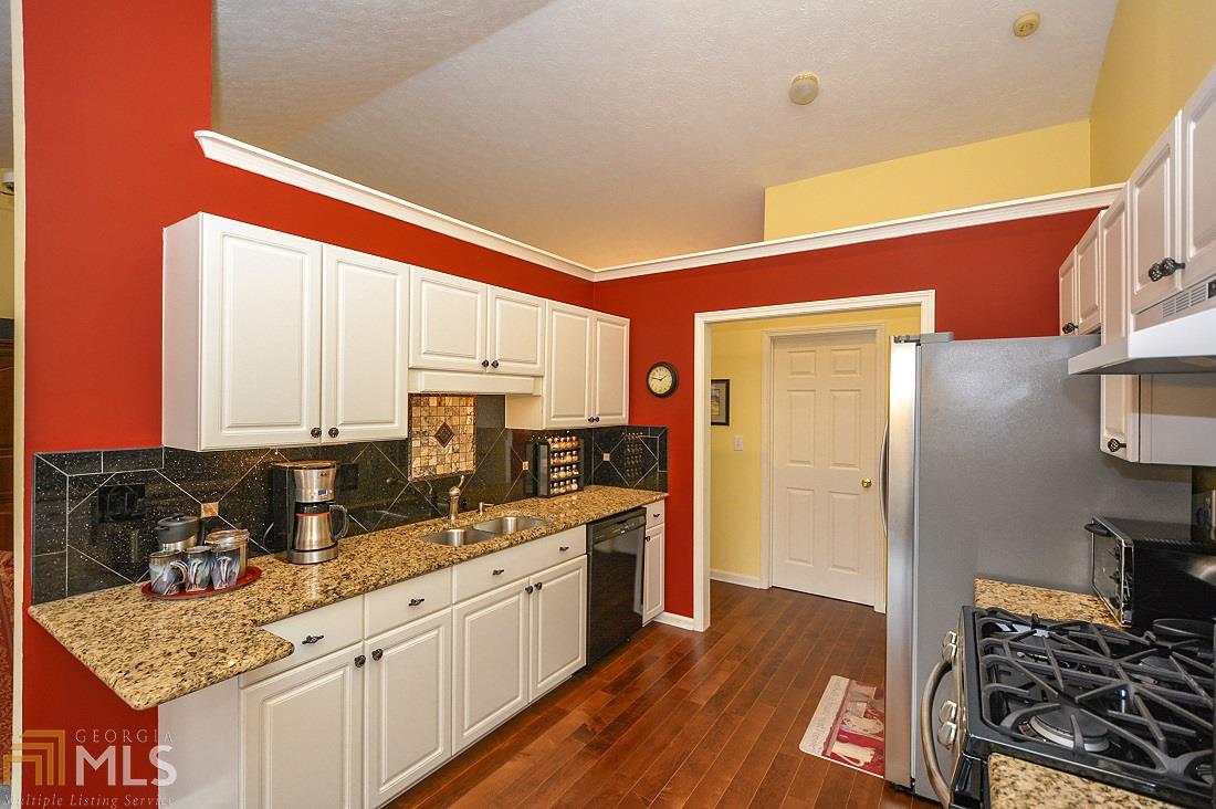 4732 Overlook View Ct, Duluth, GA 30096 photo 3