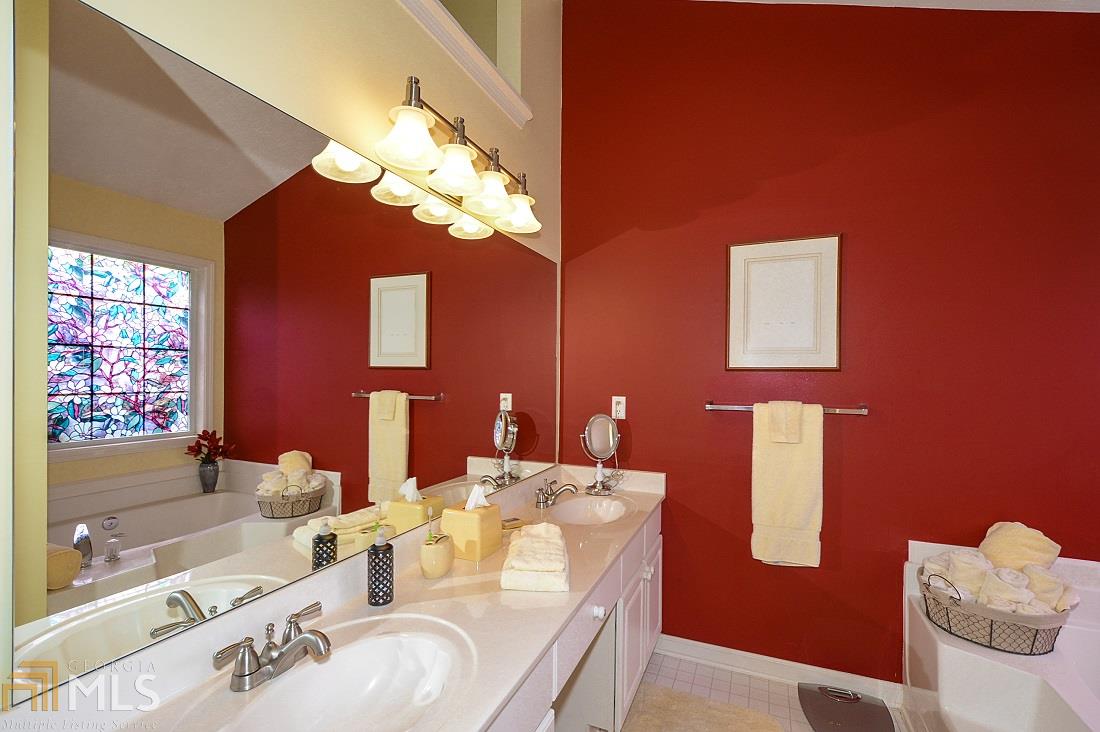 4732 Overlook View Ct, Duluth, GA 30096 photo 9