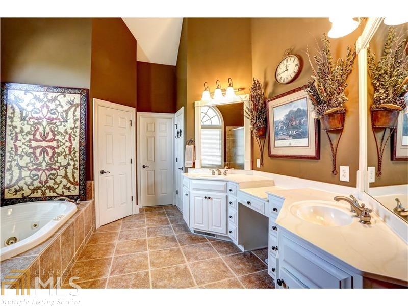 11010 Callington Ct, Suwanee, GA 30024 photo 17