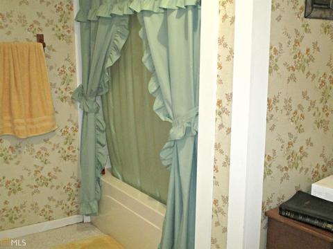 269 Laurel Ave, Comer, GA 30629 photo 14