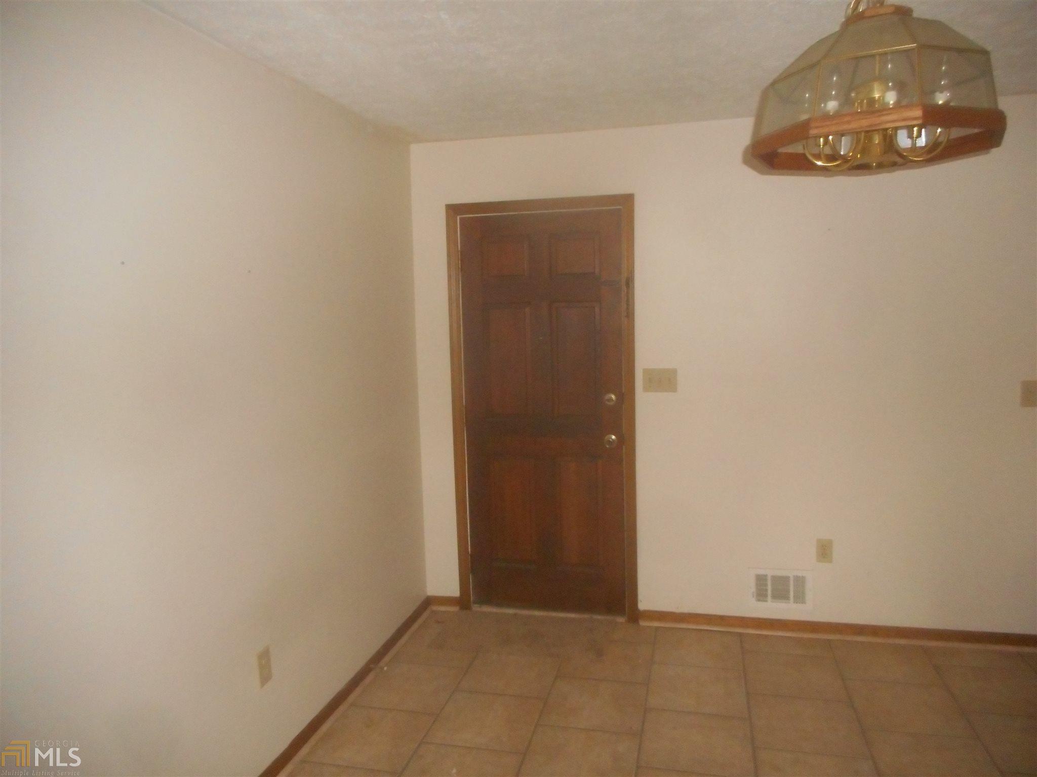 4501 Rex Rd, Rex, GA 30273 photo 4